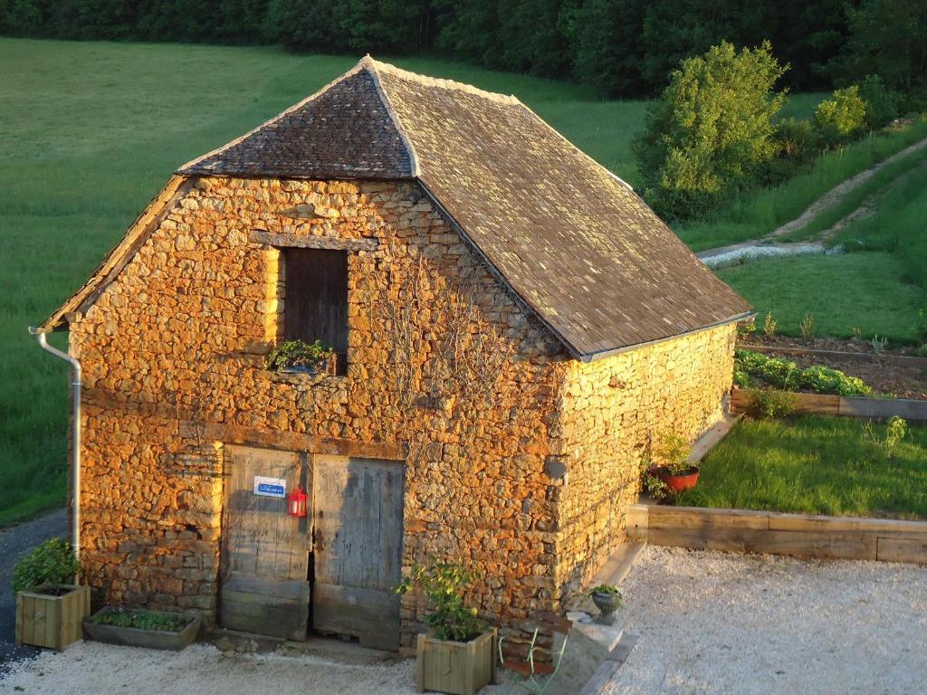 Maison D'Hotes La Maison De Leopold Terrasson Exterior foto